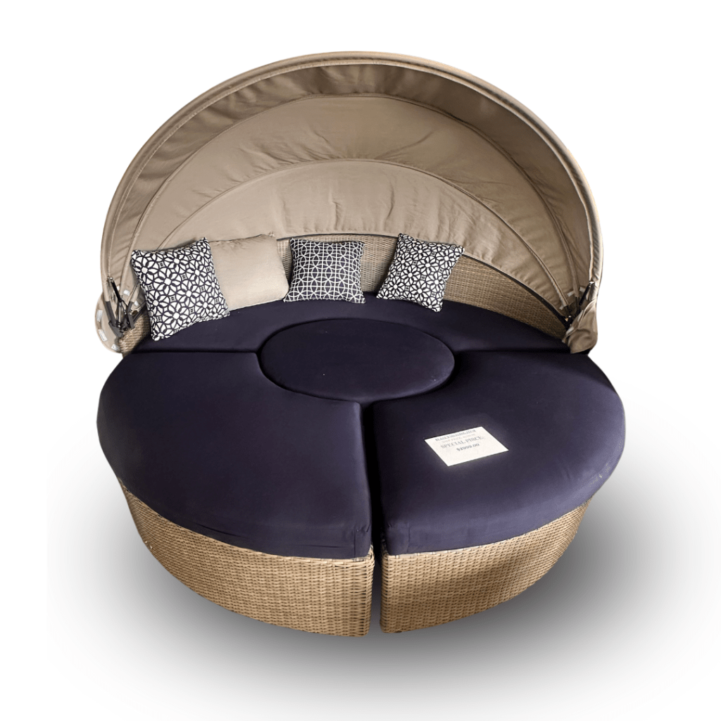 Island Club modular daybed