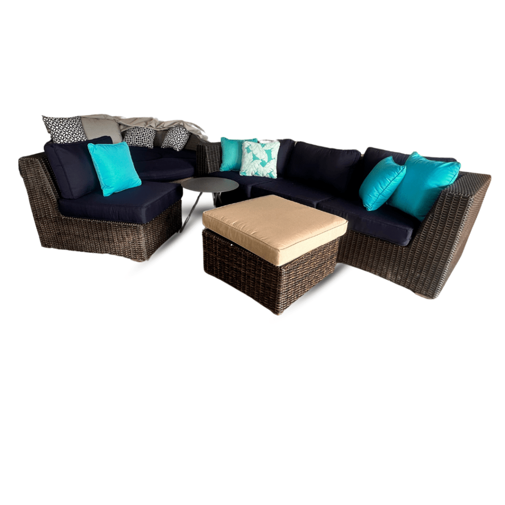 Island Club modular outdoor sofa
